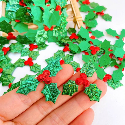 🎄 Christmas Holly Appliques – 100pcs DIY Table Decor ✨